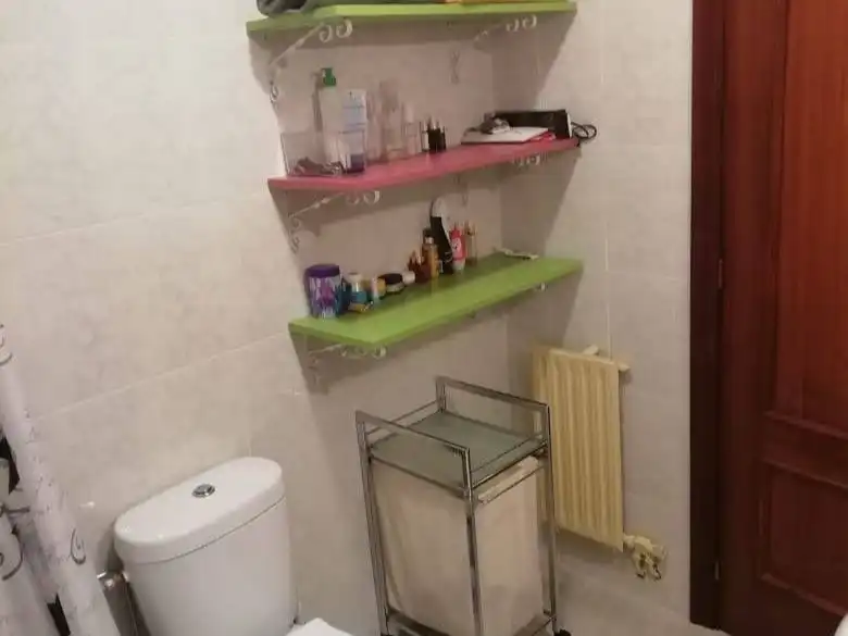 Piso en venta en Rúa Valiña, 16, San Salvador - Caeira Baño de Piso en venta en Poio con Calefacción, Terraza y Trastero
