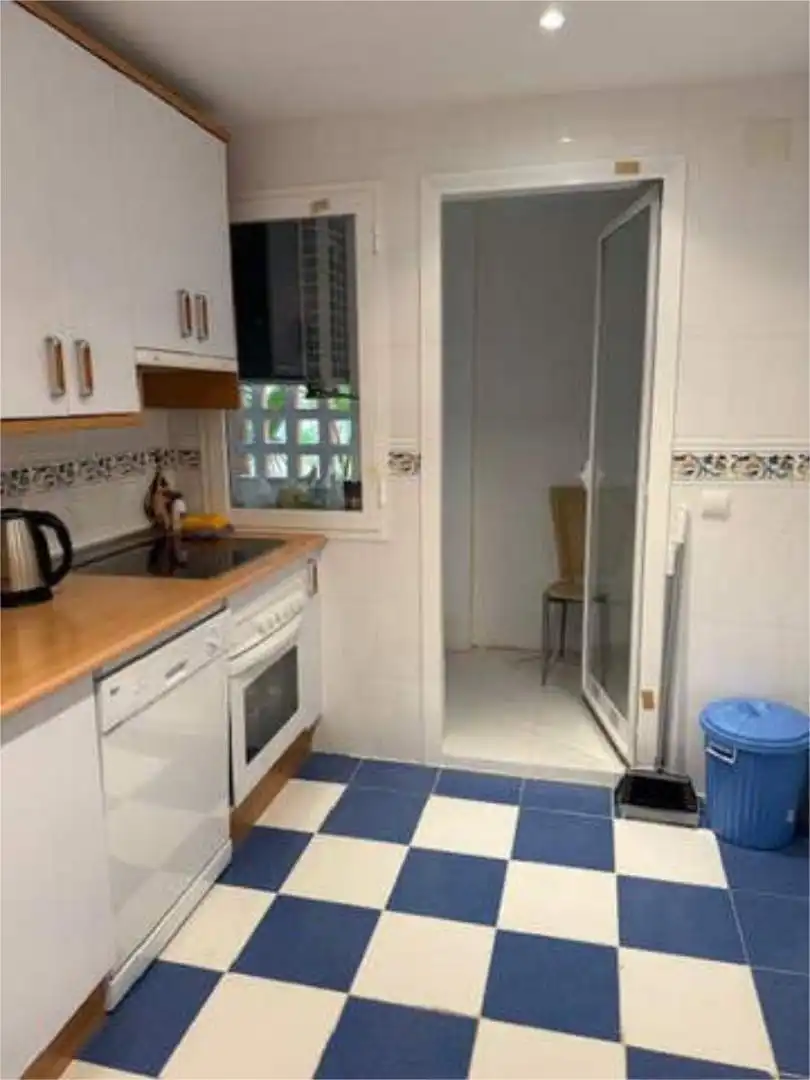 Flat for rent in Calahonda Kitchen of Flat for rent in Mijas with Heating, Private garden and Terrace