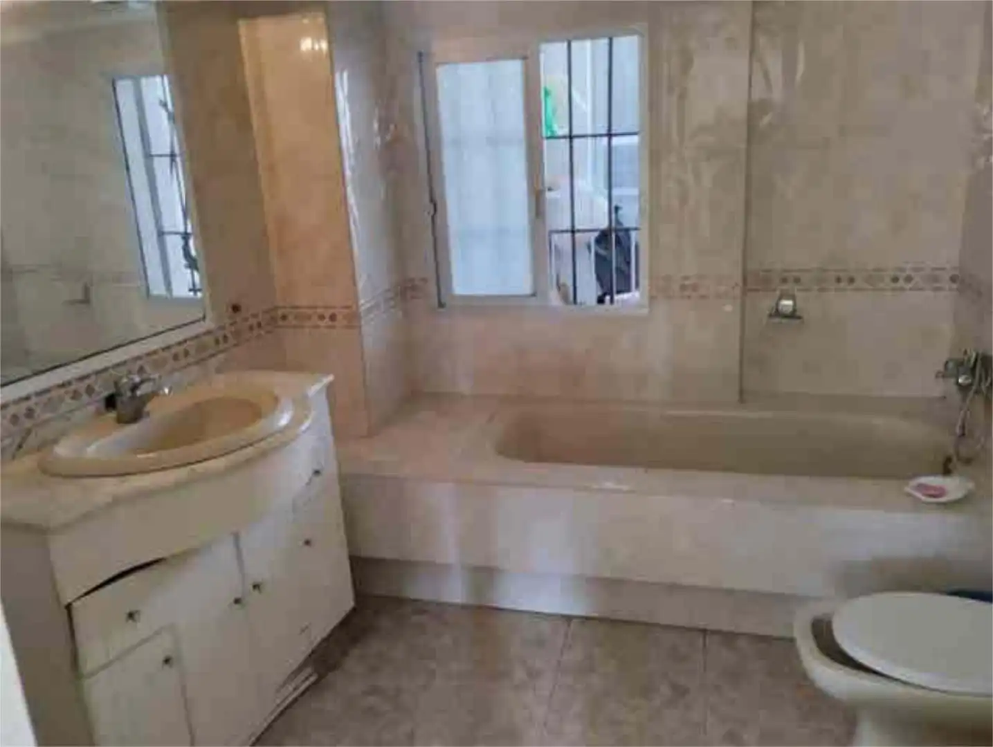 Houses for sale in Capuchinos - Los Olivos Bathroom of Houses for sale in Vélez-Málaga with Terrace
