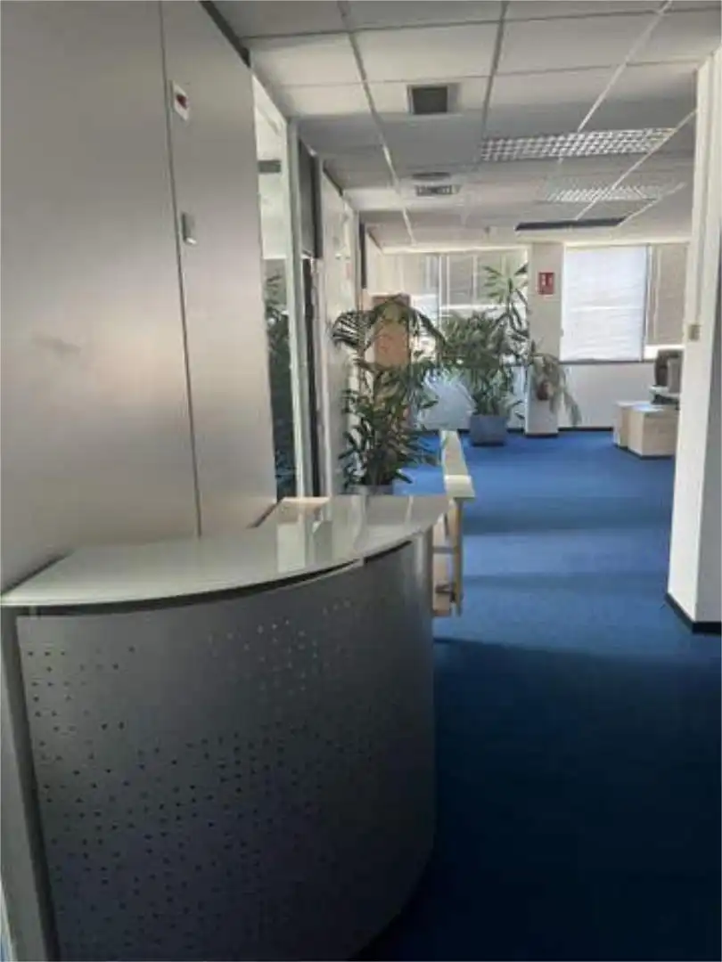 Office for rent in Costillares Office for rent in Madrid with Air Conditioner