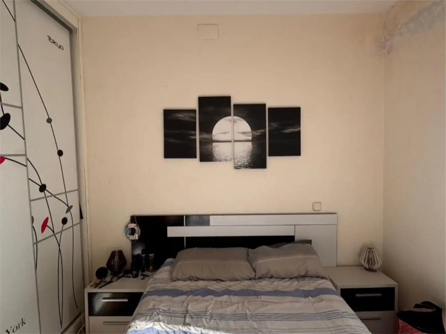 Piso en venta en Calle de Juan Martín El Empecinado, 6, Palos de Moguer Habitación de Piso en venta en Madrid con Aire acondicionado, Amueblado y Balcón