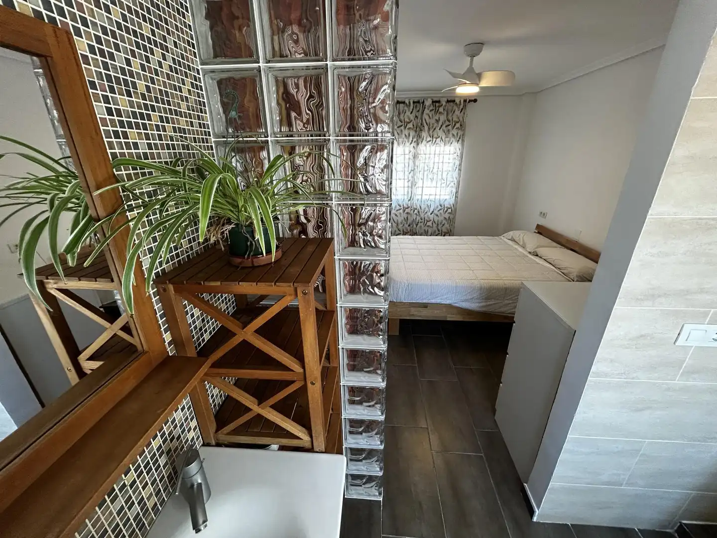 Wohnung zum Verkauf in Carrer Dinamarca, 20, Voramar Schlafzimmer von Wohnung zum Verkauf in Benicasim / Benicàssim mit Klimaanlage, Heizung und Privatgarten