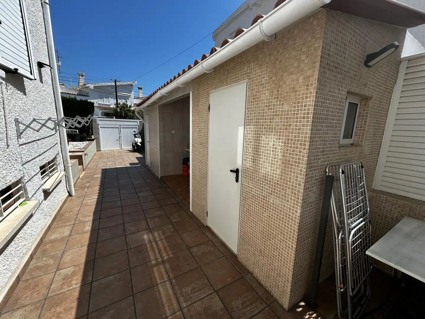 Wohnung zum Verkauf in Carrer Dinamarca, 20, Voramar Außenansicht von Wohnung zum Verkauf in Benicasim / Benicàssim mit Klimaanlage, Heizung und Privatgarten