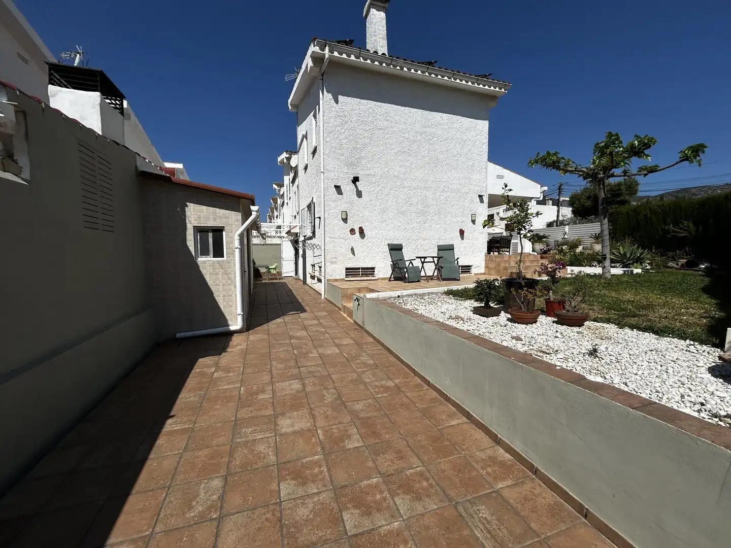 Wohnung zum Verkauf in Carrer Dinamarca, 20, Voramar Außenansicht von Wohnung zum Verkauf in Benicasim / Benicàssim mit Klimaanlage, Heizung und Privatgarten