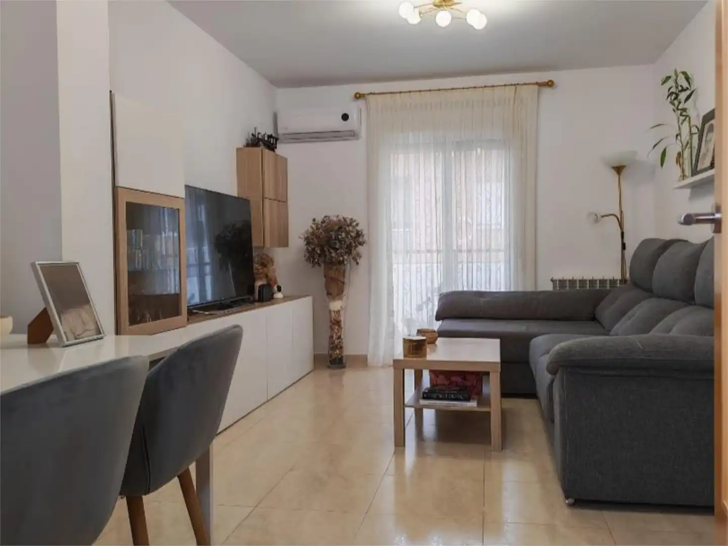 Wohnung zum Verkauf in Carrer de Planes, 1, Muro de Alcoy Wohnzimmer von Wohnung zum Verkauf in Muro de Alcoy mit Klimaanlage, Terrasse und Balkon