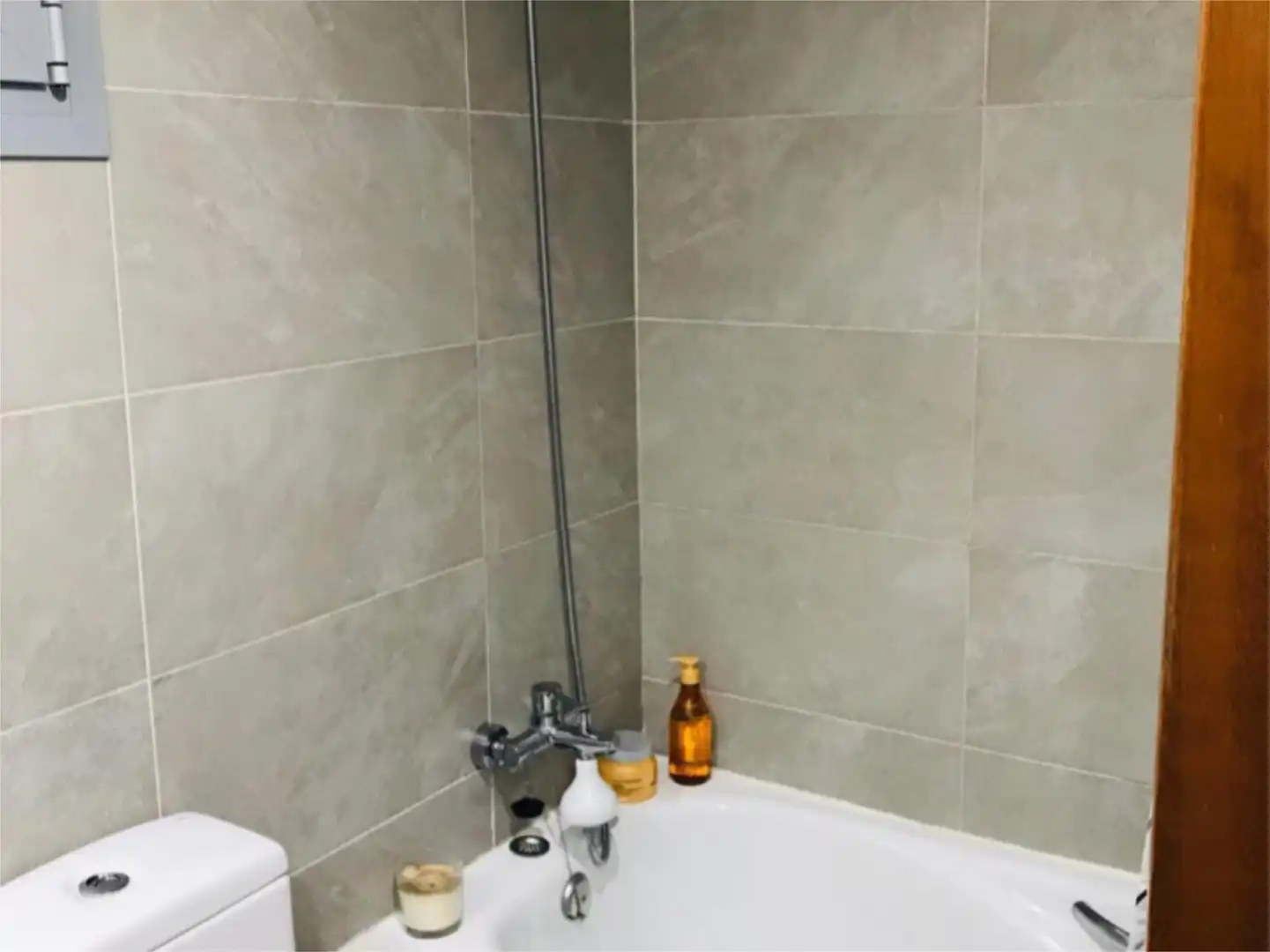 Baño de Piso en venta en  Palma de Mallorca con Aire acondicionado y Piscina