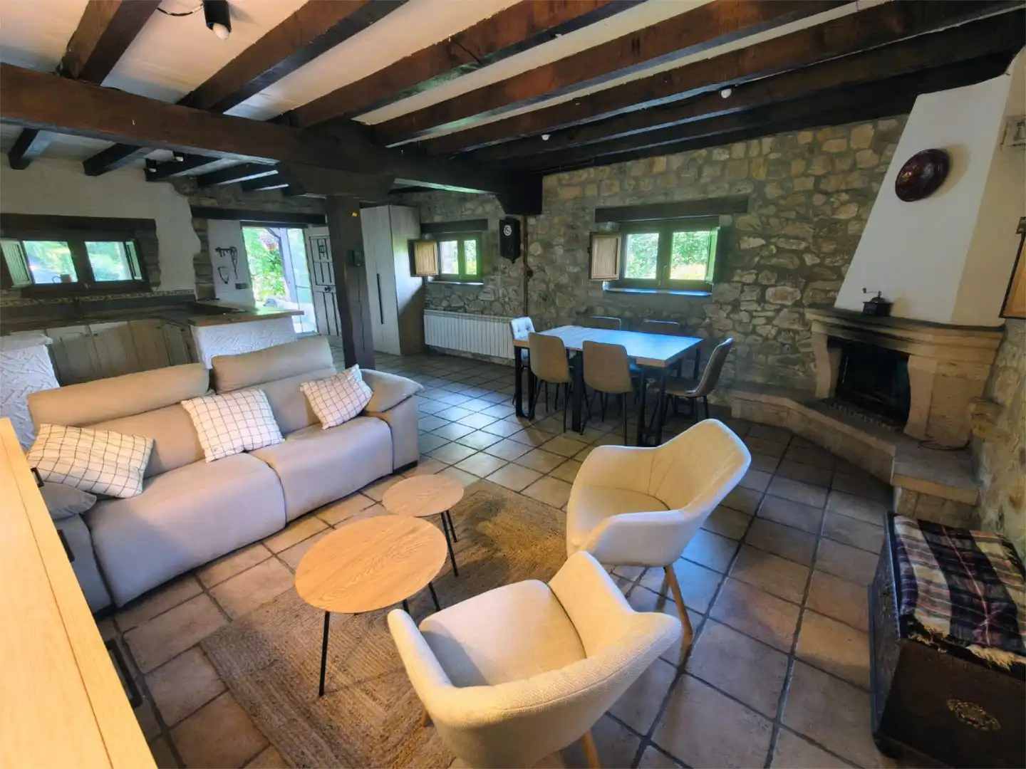 Houses for sale in Penagos-casares, 13a, Penagos Living room of Houses for sale in Penagos with Balcony