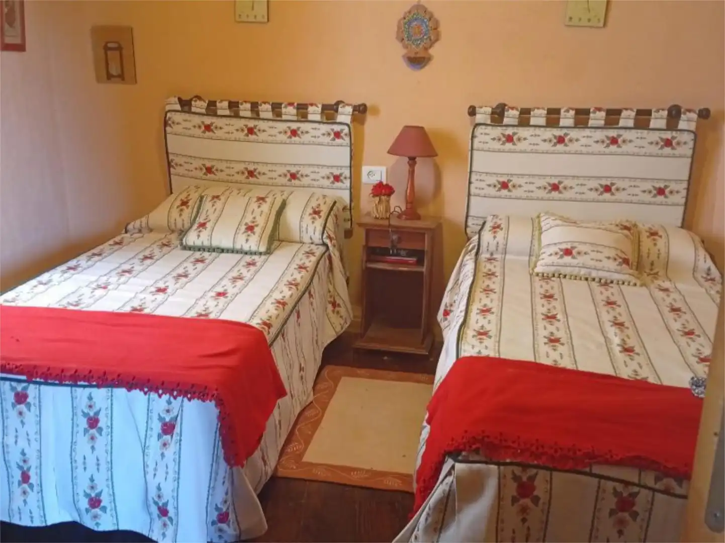 Casa o xalet en venda a Travesía Inguieiros, 12, A Guarda Dormitori de Casa o xalet en venda en A Guarda amb Terrassa
