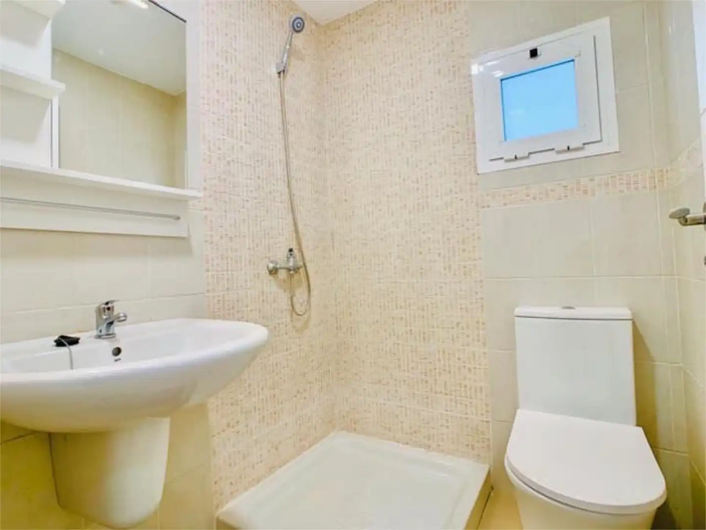 Apartament en venda a Las Rosas Bany de Apartament en venda en Arona amb Terrassa