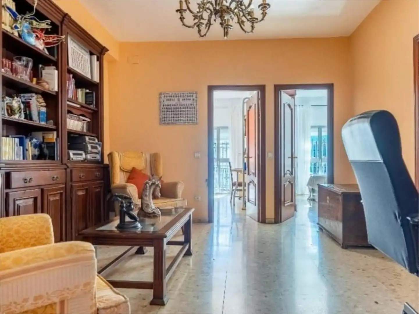 Einfamilien-Reihenhaus zum Verkauf in Calle Cristina Hoyos, 8, La Plata Einfamilien-Reihenhaus zum Verkauf in Sevilla Capital mit Klimaanlage, Terrasse und Balkon