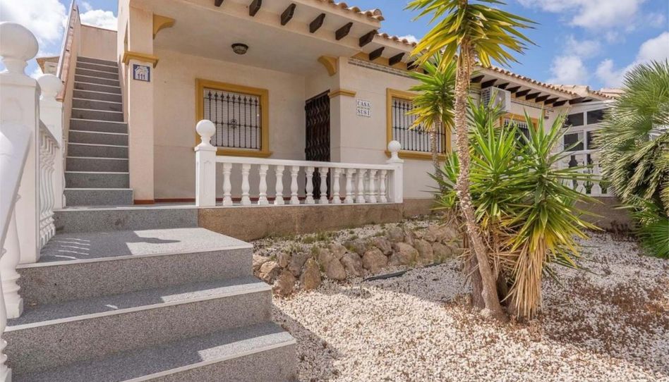 Haus oder Chalet zur Miete in Strasse Calle Columbretes, 111, Villamartín - Las Filipinas, Orihuela - Bild 1 Foto 1 von Haus oder Chalet zur Miete in Strasse Calle Columbretes, 111, Villamartín - Las Filipinas, Orihuela