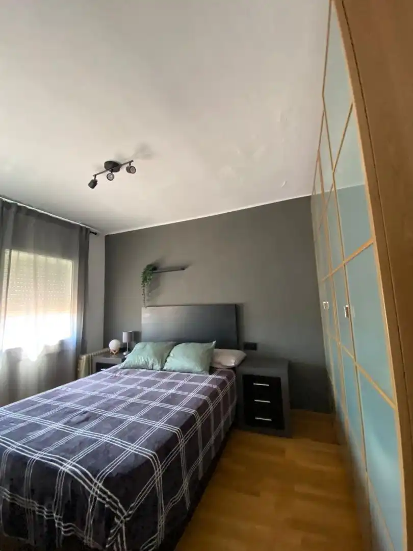 Room in Carrer de Moragas i Barret, 25, Campoamor