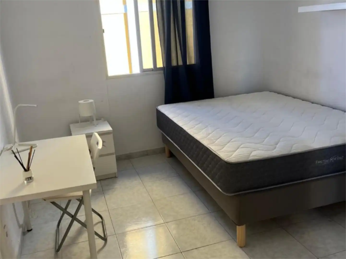 Schlafzimmer von Wohnung zur untervermieten in San Cristóbal de la Laguna mit Parkett und Möbliert