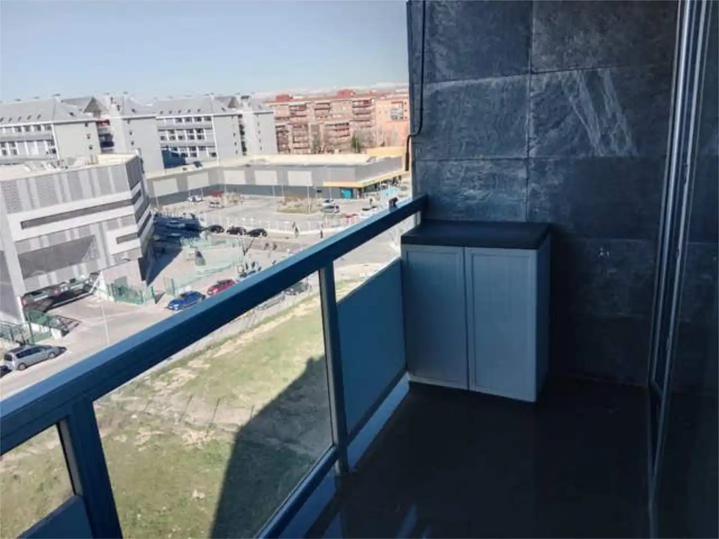Pis de lloguer a Cuatro vientos Terrassa de Pis de lloguer en Madrid amb Jardí privat, Terrassa i Moblat