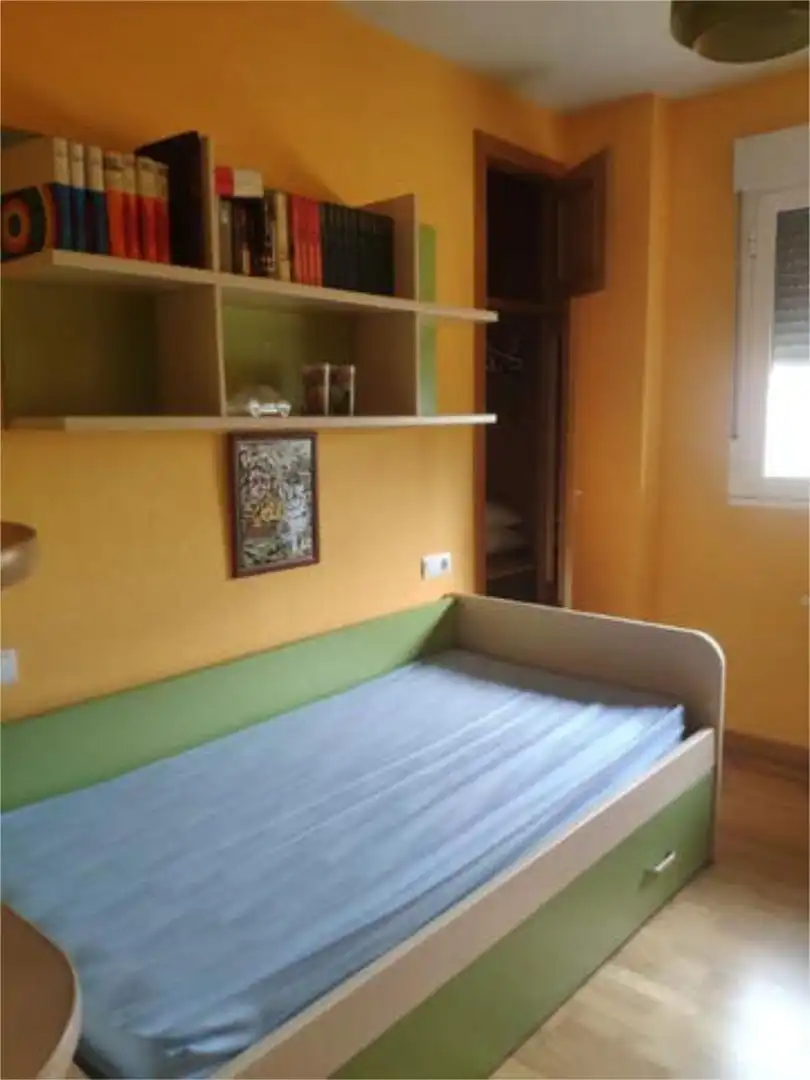 Bedroom of Flat for sale in Zamora Capital   with Heating, Terrace and Furnished