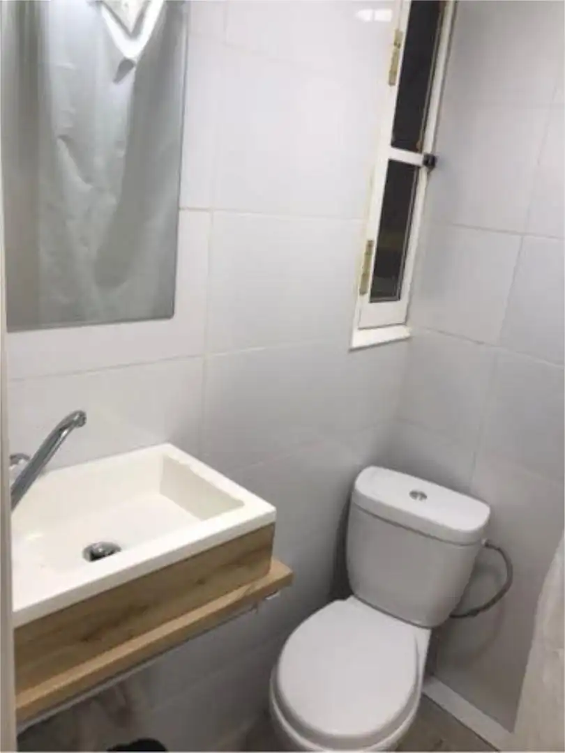 Baño de Piso en venta en Reus con Calefacción y Amueblado