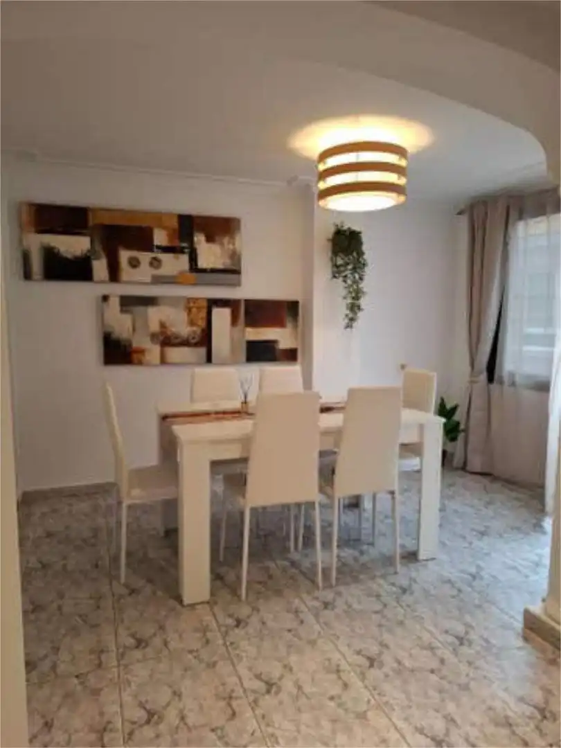 Flat for rent in Avenida Alemania-Italia Flat for rent in Avenida Alemania-Italia