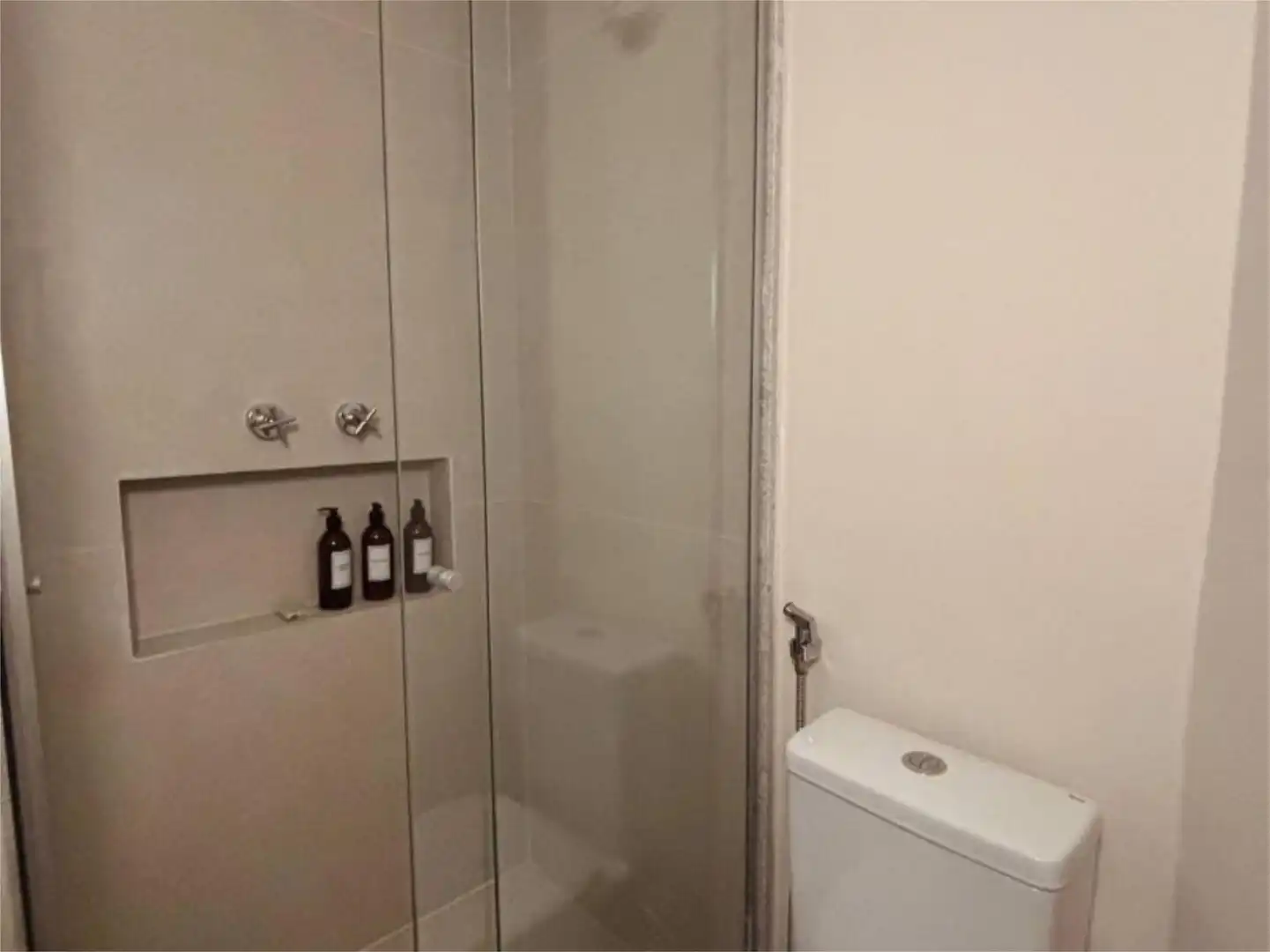 Piso de alquiler en Carrer de Sant Mateu, 6, Congrés Baño de Piso de alquiler en Badalona con Aire acondicionado, Calefacción y Parquet