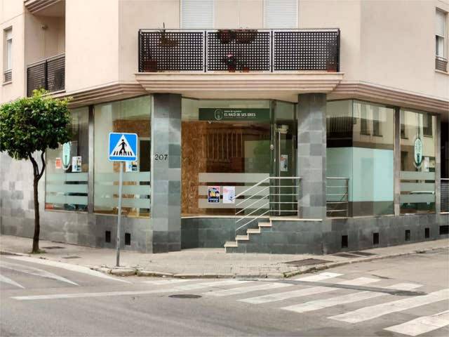 Local comercial en Alquiler en Son Amonda - Reis Catòlics