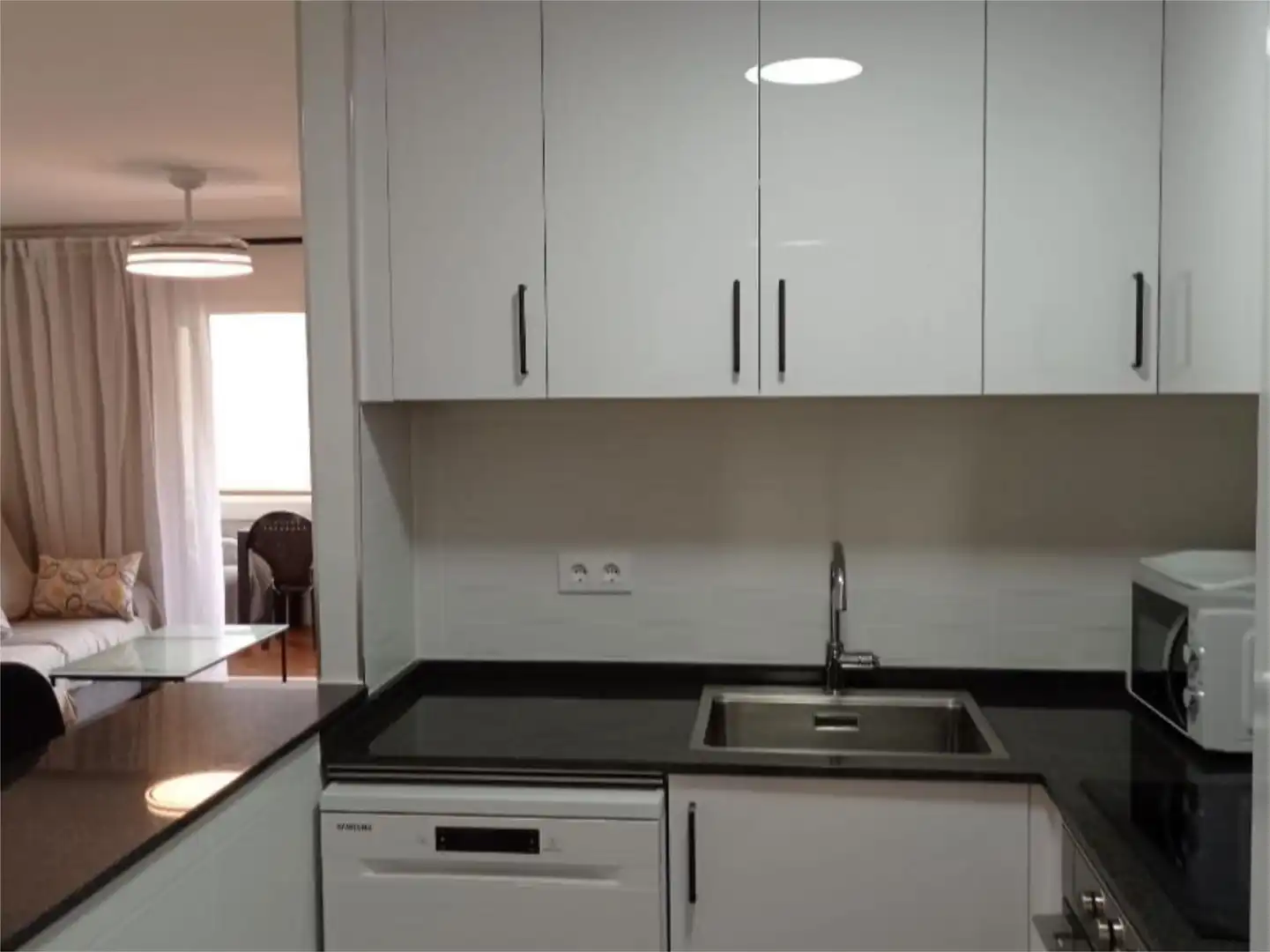 Küche von Wohnung zur Miete in Fuengirola mit Klimaanlage, Parkett und Terrasse