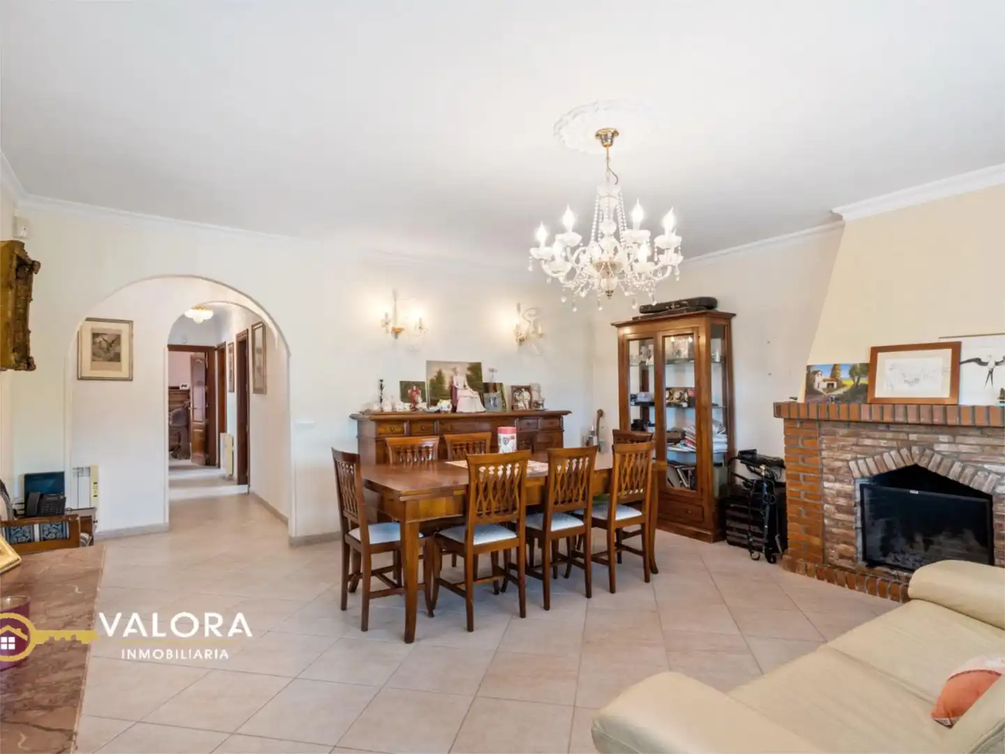 Casa o xalet en venda a Calle Antequera, 1, Pinos de Alhaurín Menjador de Casa o xalet en venda en Alhaurín de la Torre amb Calefacció, Jardí privat i Terrassa