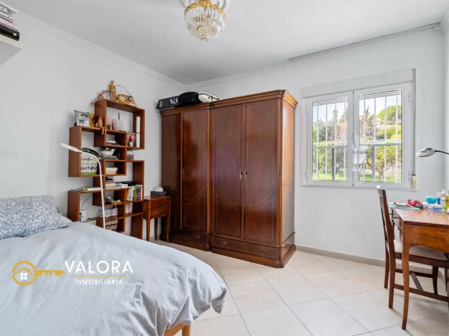 Casa o xalet en venda a Calle Antequera, 1, Pinos de Alhaurín Dormitori de Casa o xalet en venda en Alhaurín de la Torre amb Calefacció, Jardí privat i Terrassa