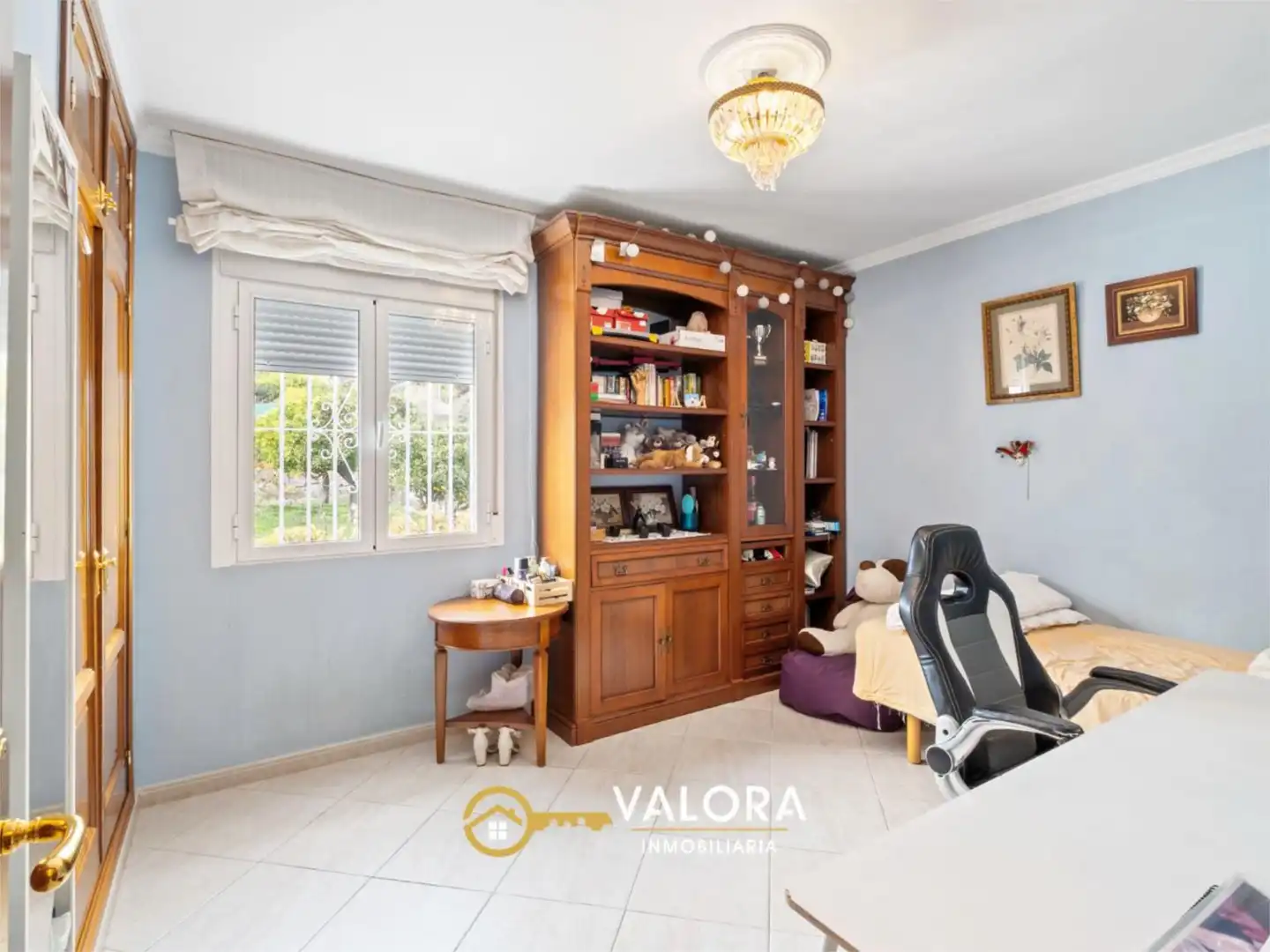 Casa o xalet en venda a Calle Antequera, 1, Pinos de Alhaurín Dormitori de Casa o xalet en venda en Alhaurín de la Torre amb Calefacció, Jardí privat i Terrassa