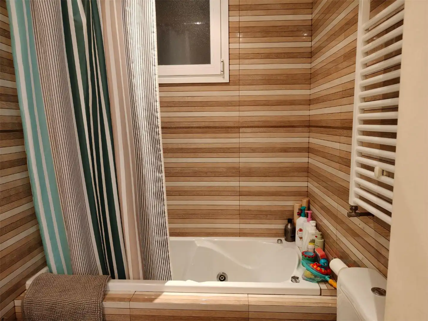 Piso en venta en Calle de Irún, 7, Argüelles Baño de Piso en venta en Madrid Capital con Aire acondicionado y Terraza