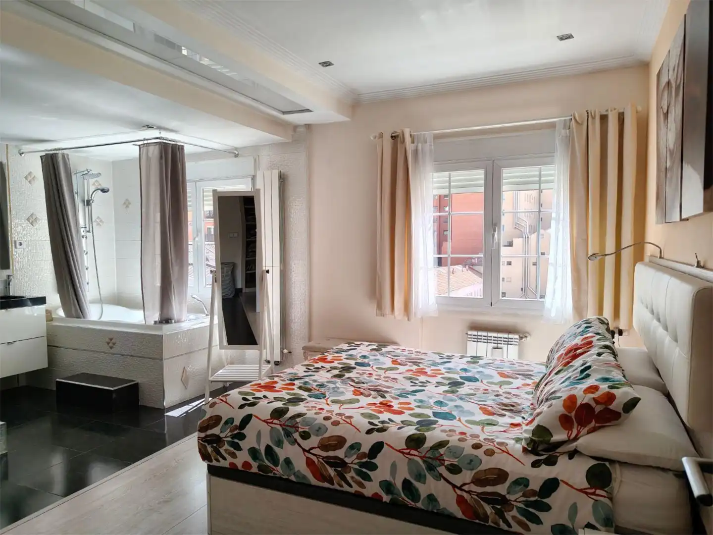 Piso en venta en Calle de Irún, 7, Argüelles Habitación de Piso en venta en Madrid Capital con Aire acondicionado y Terraza