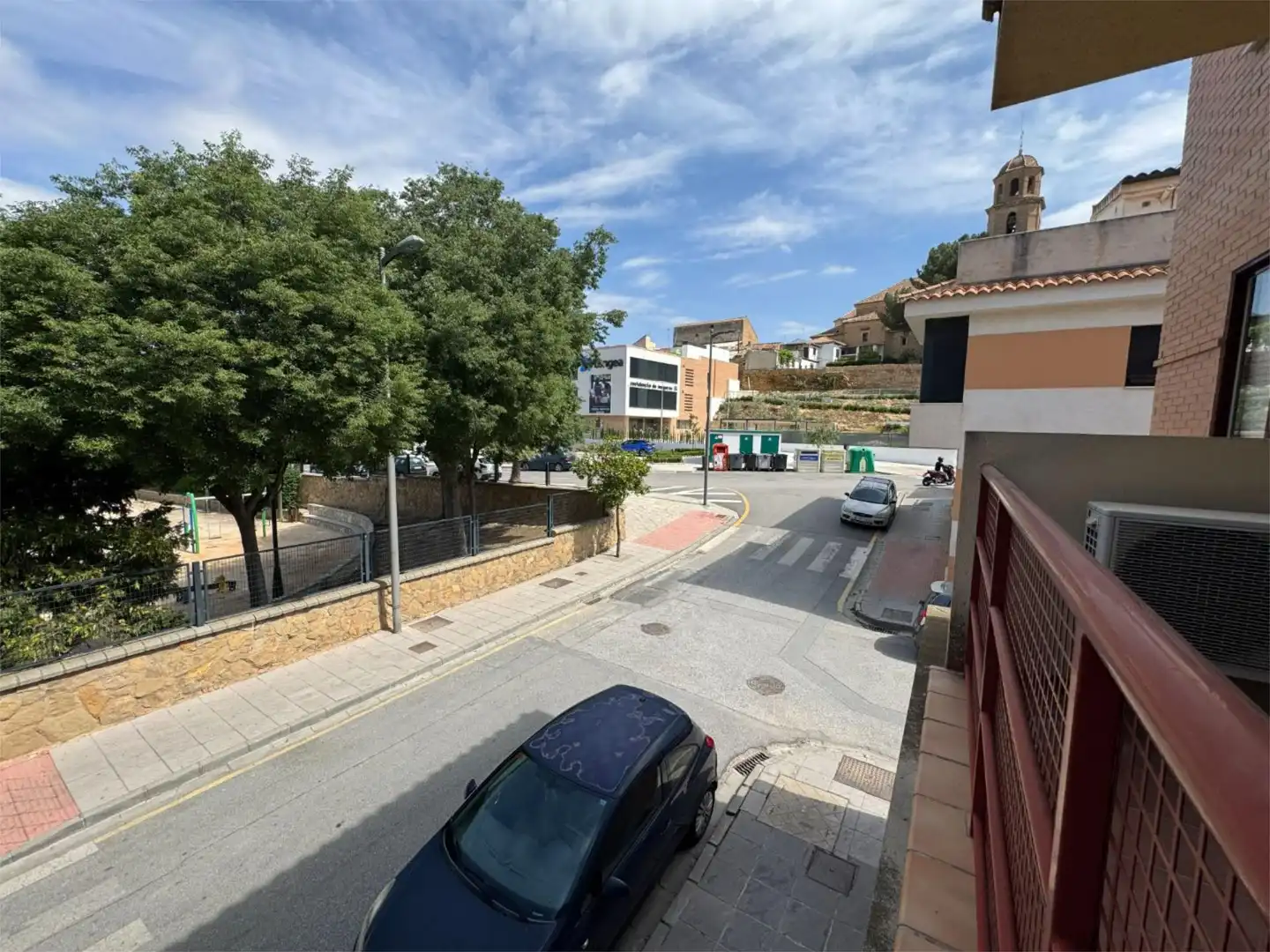 Flat for sale in Calle Luis Cernuda, 3, Ayuntamiento Exterior view of Flat for sale in Alhendín with Air Conditioner and Balcony