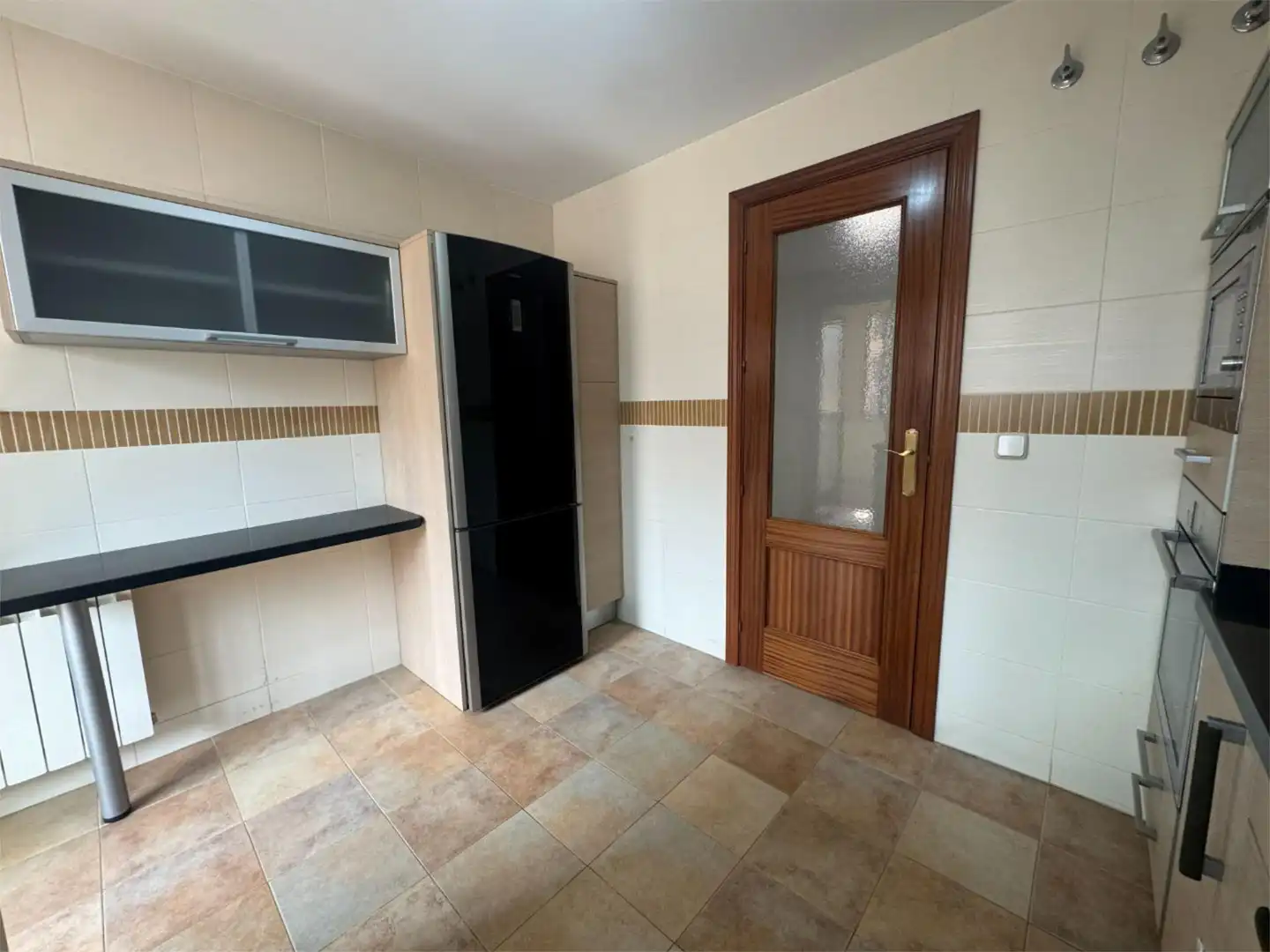 Flat for sale in Calle Luis Cernuda, 3, Ayuntamiento Kitchen of Flat for sale in Alhendín with Air Conditioner and Balcony