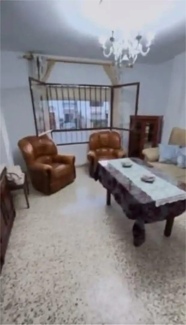 Sala de estar de Piso en venta en Antequera con Calefacción, Terraza y Trastero