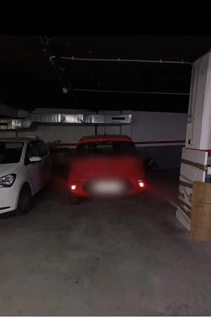 Garage zur Miete in Carrer de sa Sinia des Vall, 12, Tanques del Carme - Fort de l'Eau Parkplatz von Garage zur Miete in Maó - Mahón