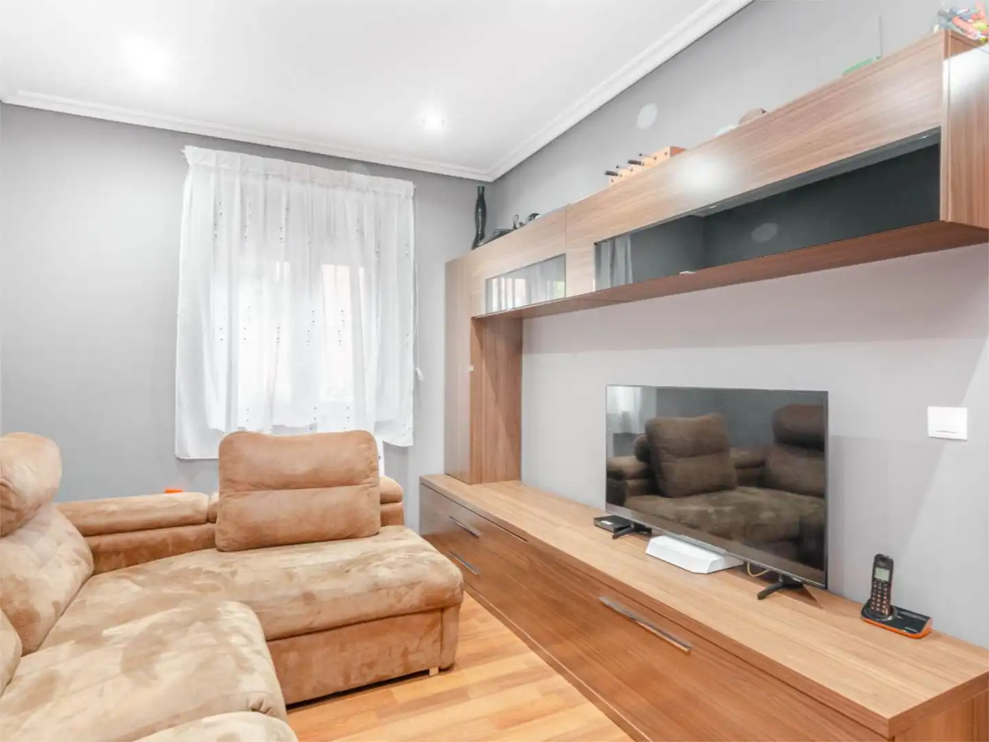 Wohnzimmer von Wohnung zur Miete in San Martín del Rey Aurelio mit Heizung, Möbliert und Video-Gegensprechanlage