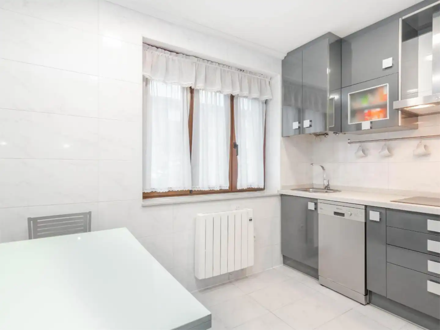 Flat for rent in Calle Puerto del Pino, 12, San Martín del Rey Aurelio Kitchen of Flat for rent in San Martín del Rey Aurelio
