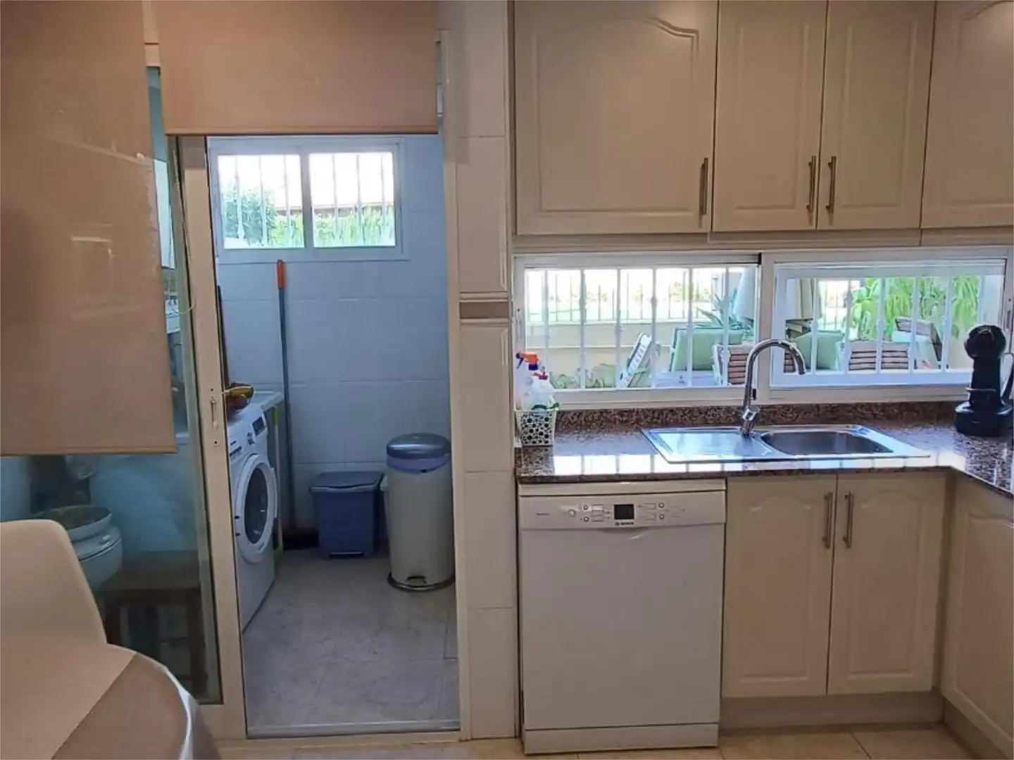 Detached homes for sale in Avinguda del Fabraquer, 4, Playa Muchavista Kitchen of Detached homes for sale in El Campello with Air Conditioner, Heating and Private garden