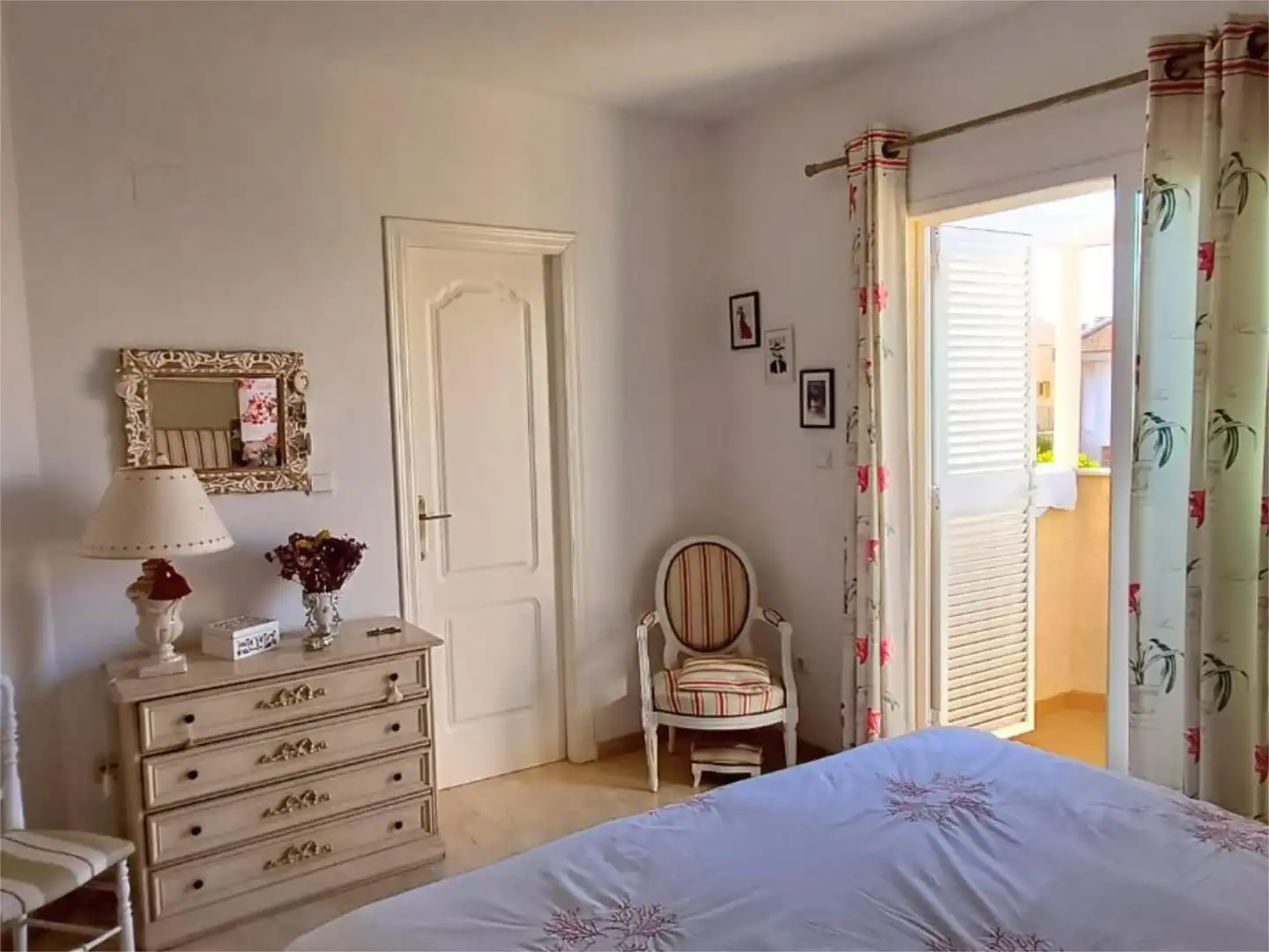 Detached homes for sale in Avinguda del Fabraquer, 4, Playa Muchavista Bedroom of Detached homes for sale in El Campello with Air Conditioner, Heating and Private garden