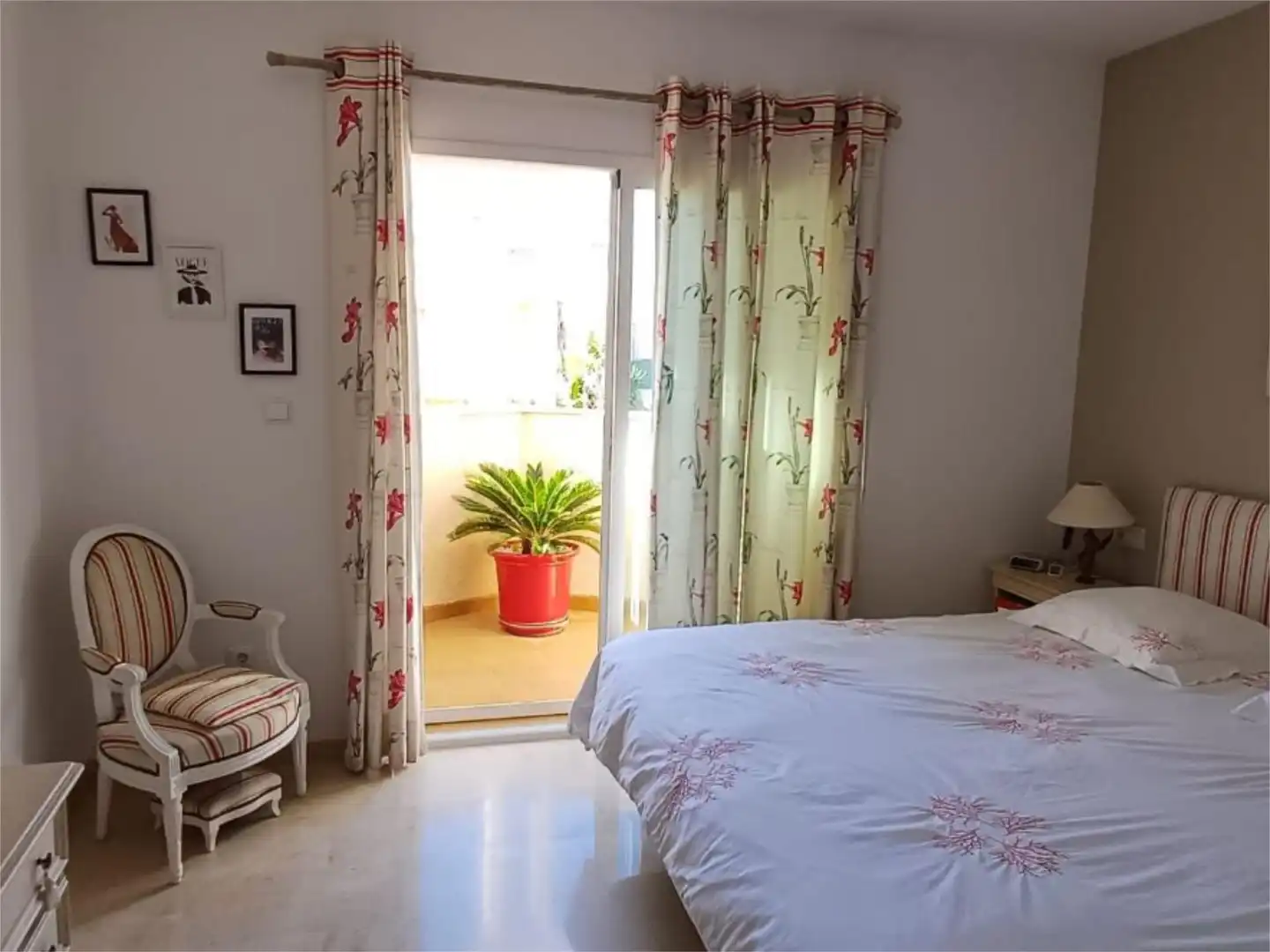 Detached homes for sale in Avinguda del Fabraquer, 4, Playa Muchavista Bedroom of Detached homes for sale in El Campello with Air Conditioner, Heating and Private garden