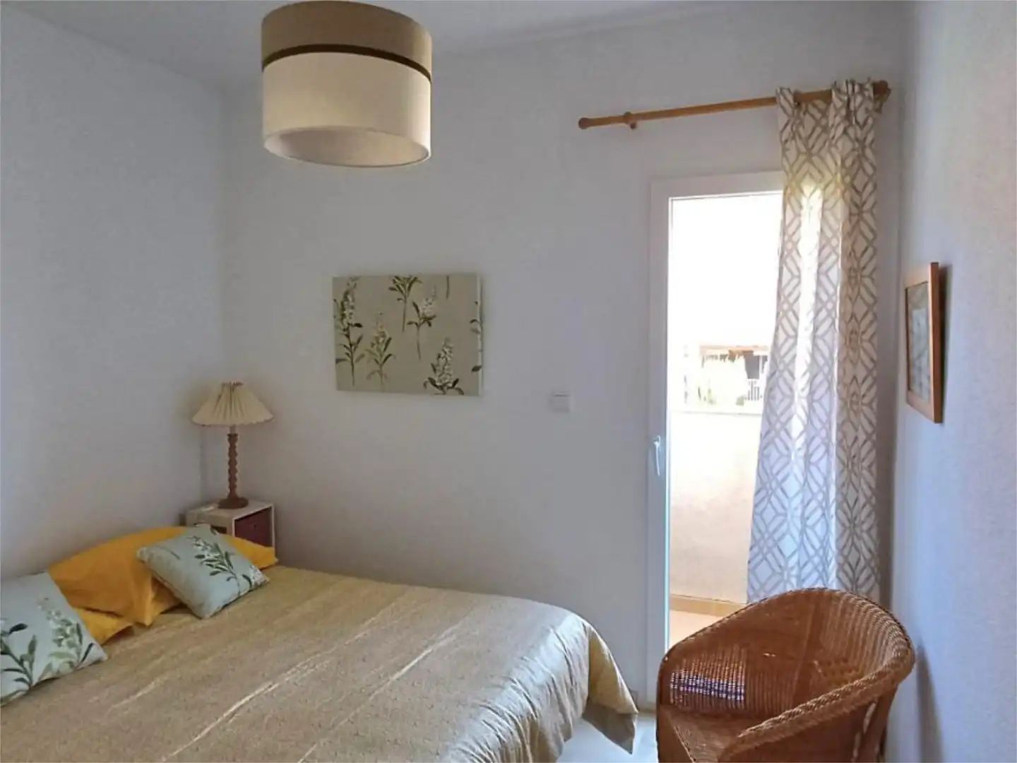 Detached homes for sale in Avinguda del Fabraquer, 4, Playa Muchavista Bedroom of Detached homes for sale in El Campello with Air Conditioner, Heating and Private garden