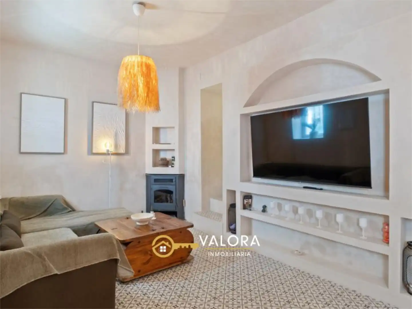 Sala d'estar de Casa o xalet en venda en Carratraca amb Aire condicionat, Terrassa i Piscina