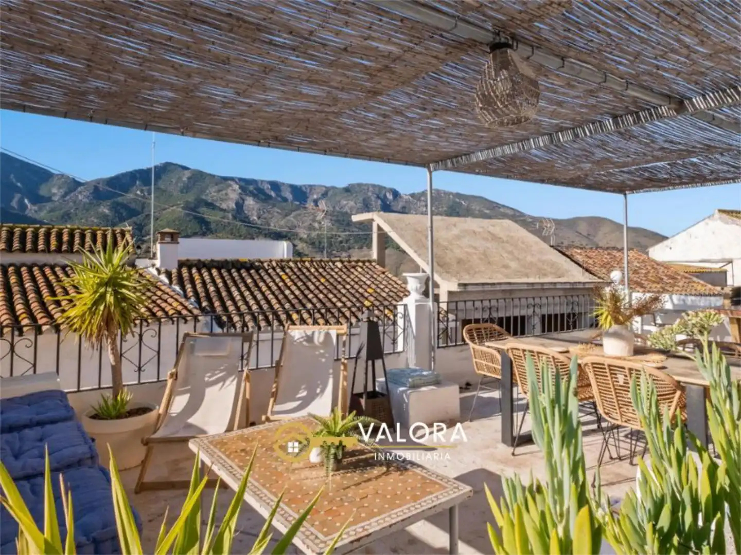 Terrassa de Casa o xalet en venda en Carratraca amb Aire condicionat, Terrassa i Piscina