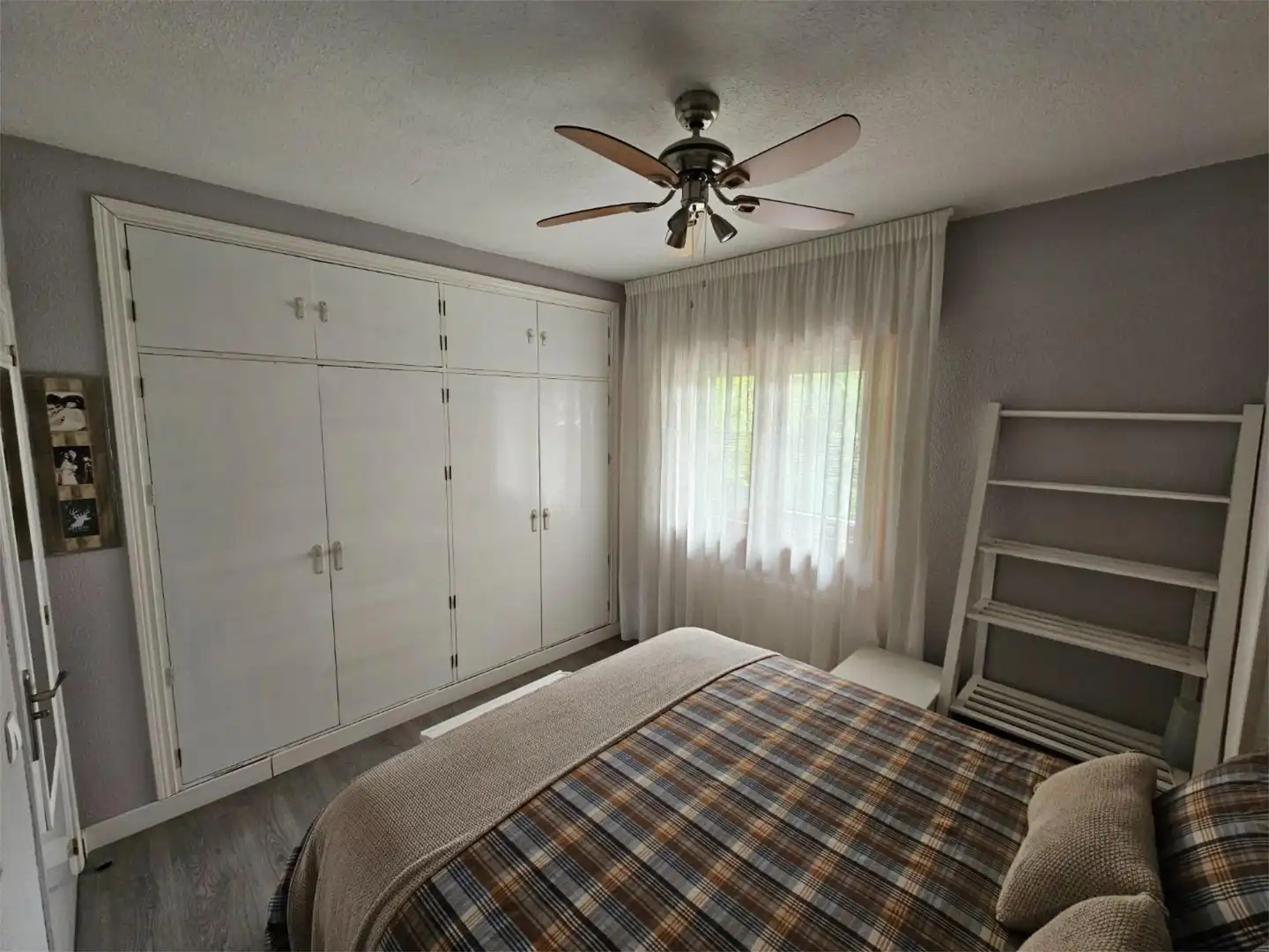 Bedroom of Flat for sale in  Madrid Capital  with Terrace and Balcony