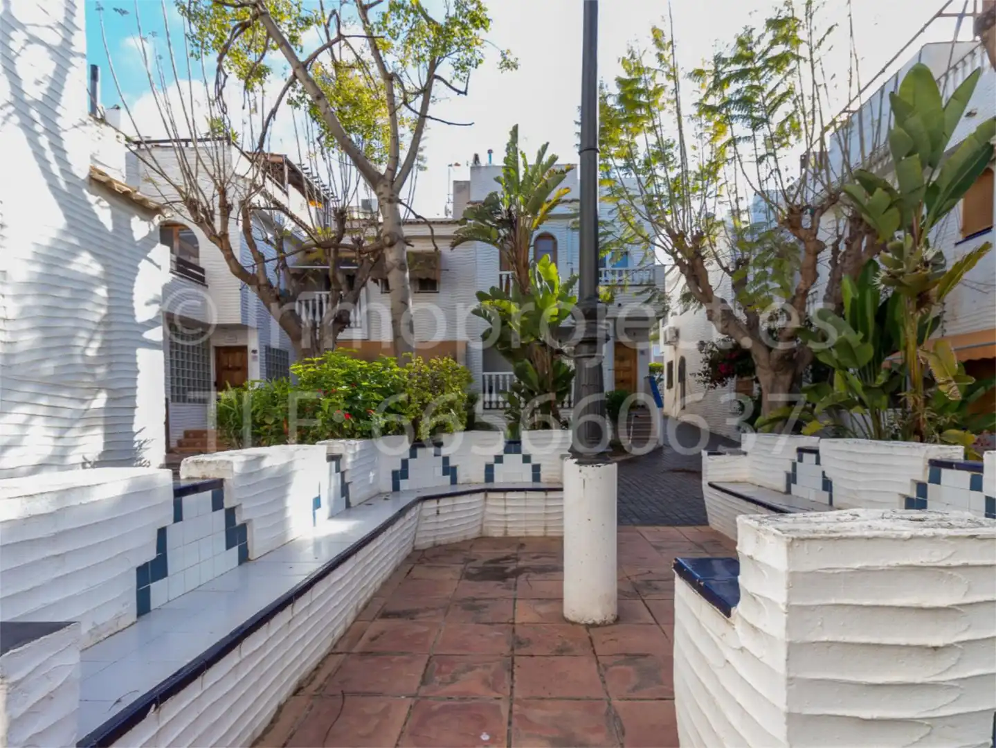 Casa adosada en venda a Avinguda del Carabasí, 4a, Novamar - Mediterráneo Vista exterior de Casa adosada en venda en Santa Pola amb Aire condicionat, Terrassa i Piscina