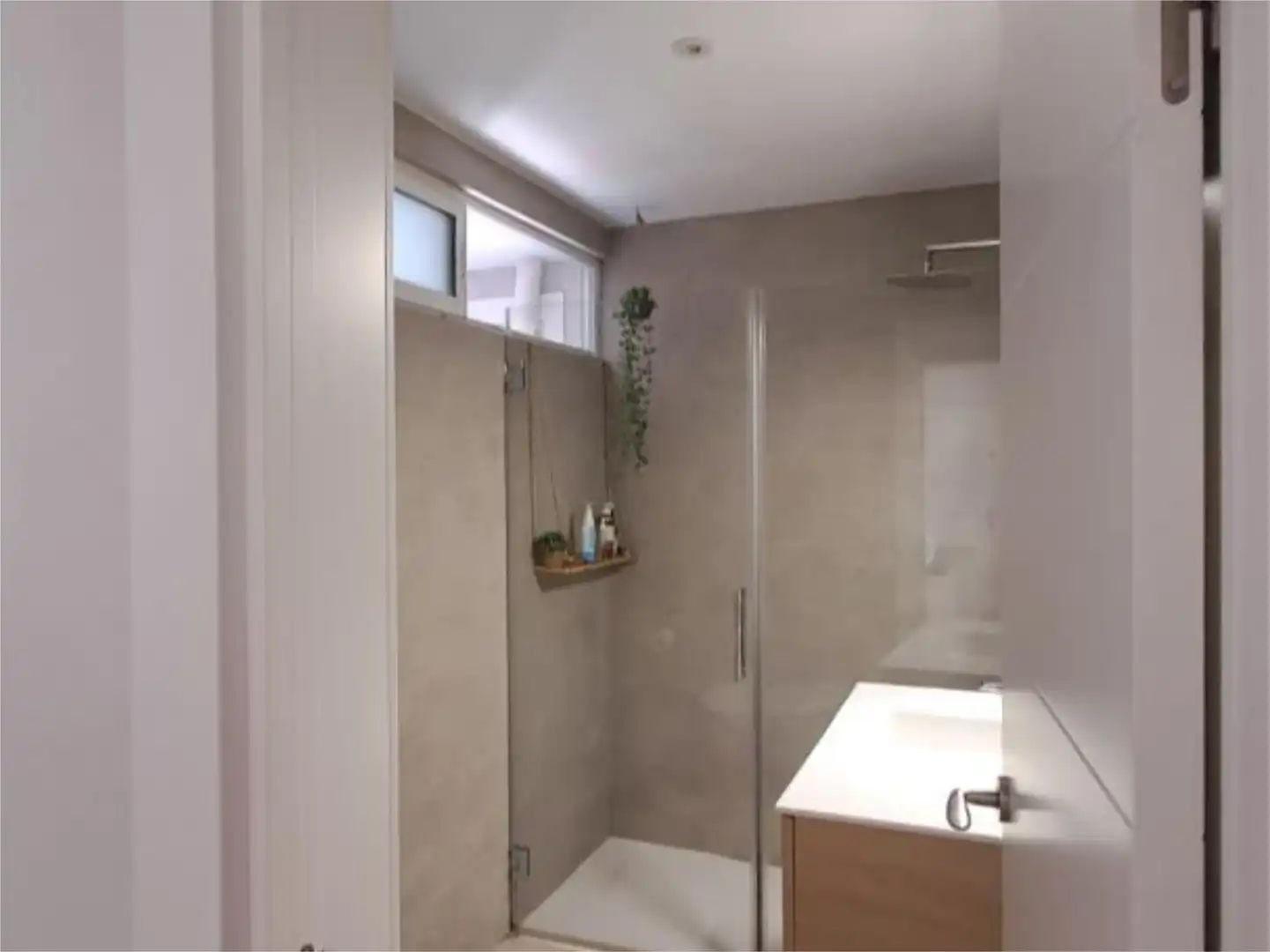 Flat for rent in Calle Sor Milagros, 4, Triana Oeste Bathroom of Flat for rent in Sevilla Capital with Air Conditioner and Balcony