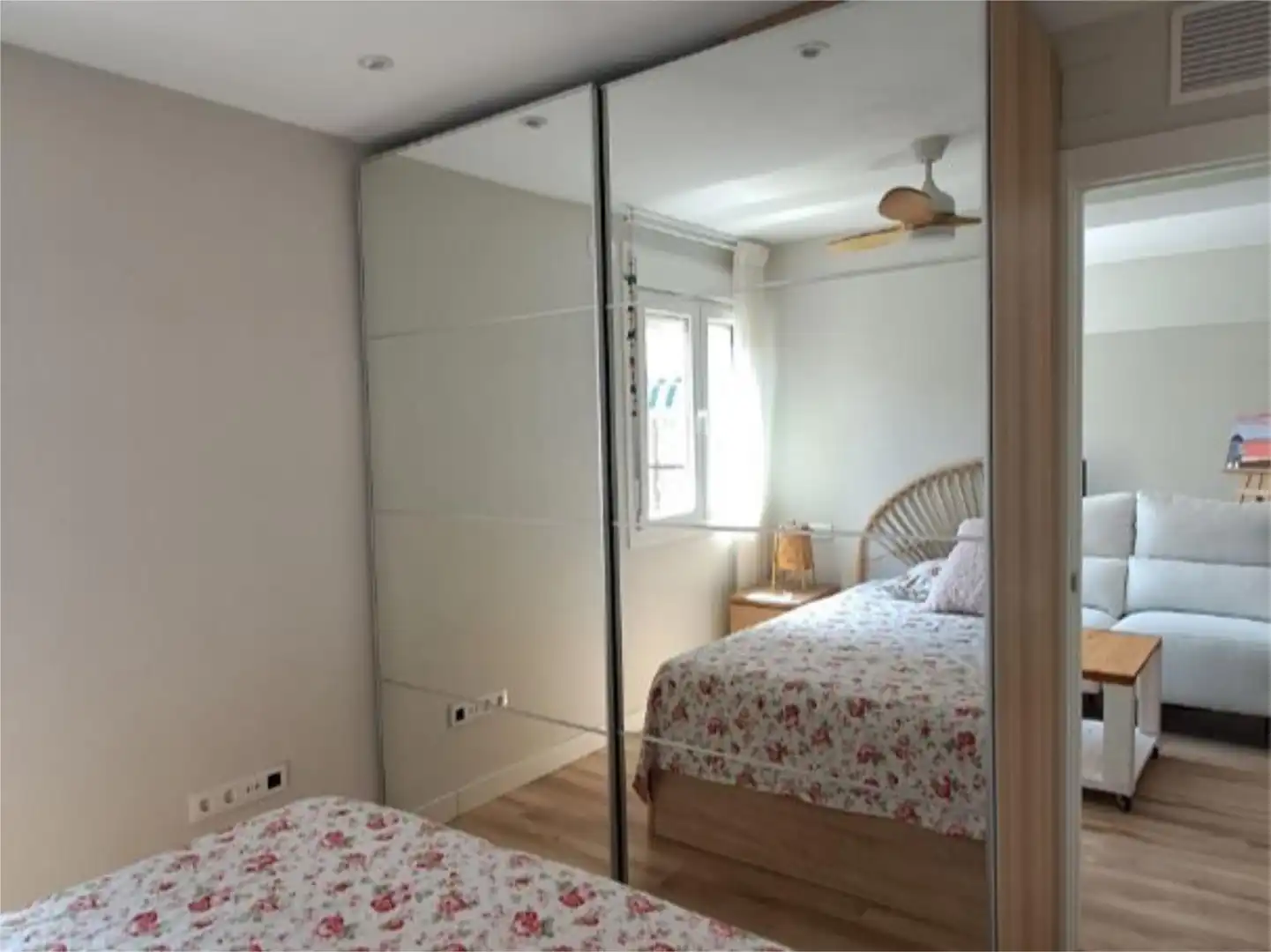 Flat for rent in Calle Sor Milagros, 4, Triana Oeste Bedroom of Flat for rent in Sevilla Capital with Air Conditioner and Balcony