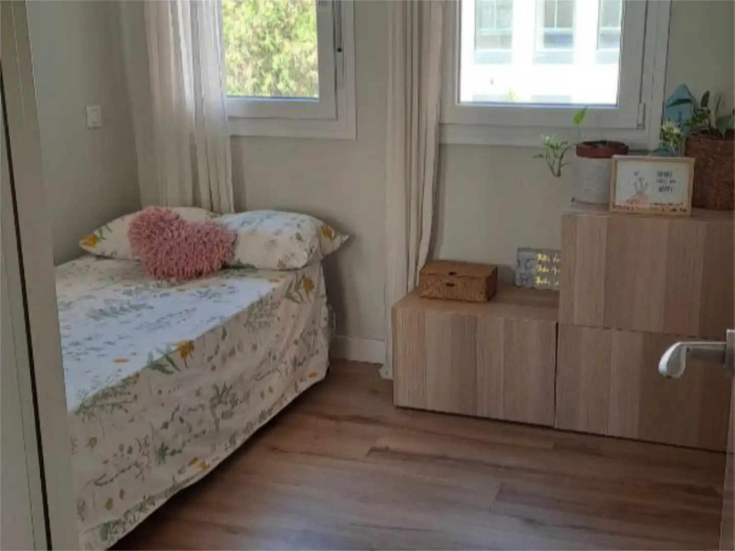 Flat for rent in Calle Sor Milagros, 4, Triana Oeste Bedroom of Flat for rent in Sevilla Capital with Air Conditioner and Balcony