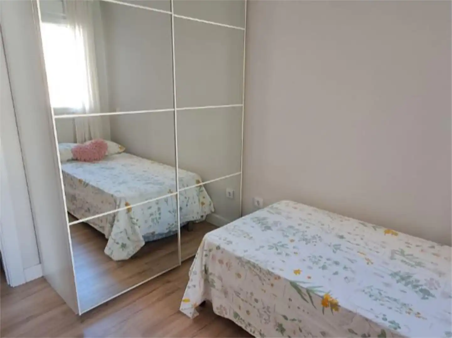 Flat for rent in Calle Sor Milagros, 4, Triana Oeste Bedroom of Flat for rent in Sevilla Capital with Air Conditioner and Balcony