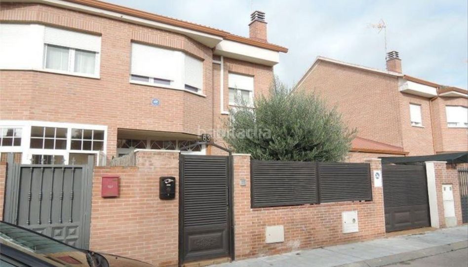 Pis en venda a Calle Los Almendros, 63, Camarma de Esteruelas, Madrid - imatge 1 Foto 1 de Pis en venda a Calle Los Almendros, 63, Camarma de Esteruelas, Madrid