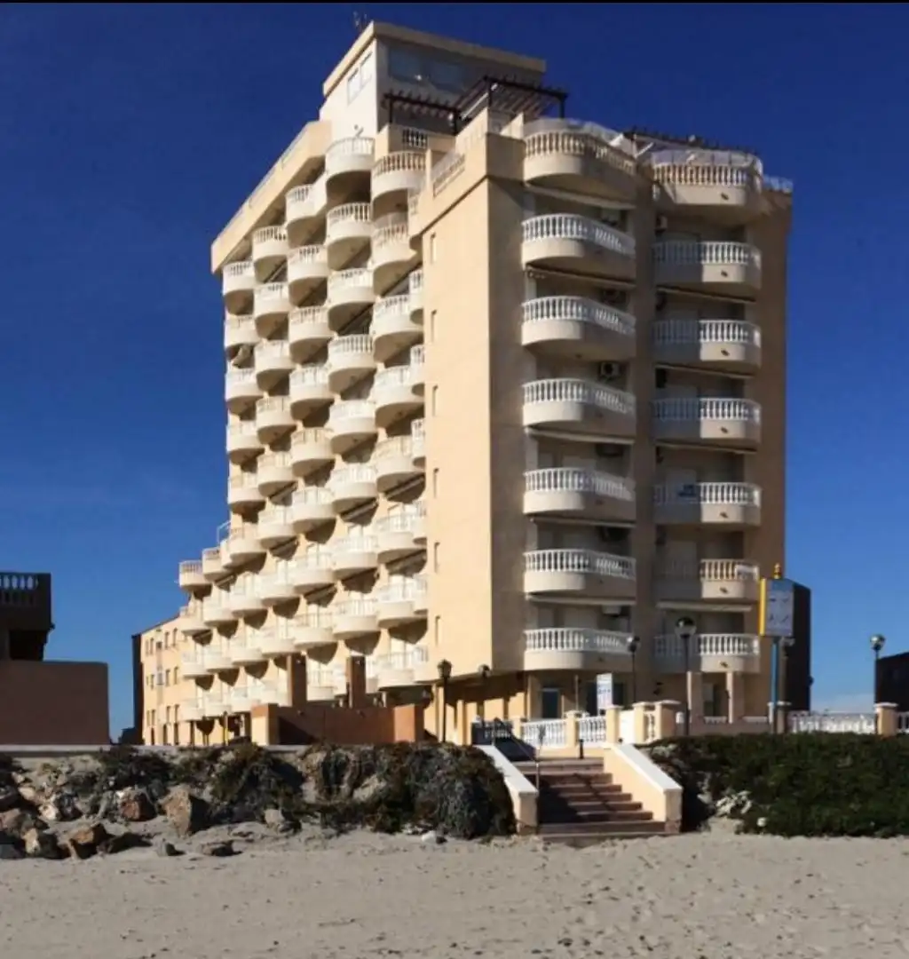 Apartments for sale in Gran Vía de la Manga, 5, La Manga del Mar Menor Exterior view of Apartments for sale in La Manga del Mar Menor with Air Conditioner and Terrace
