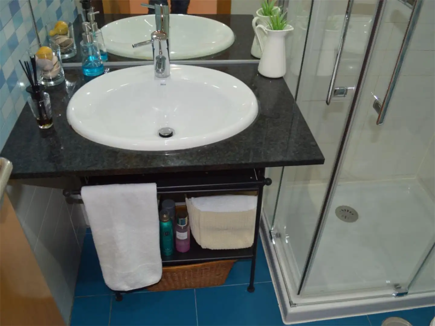 Wohnung zum Verkauf in Calle Doctor Creus, 13, Casco Histórico Badezimmer von Wohnung zum Verkauf in Guadalajara Capital mit Klimaanlage
